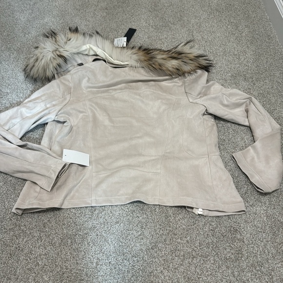 NWT Dolce Cabo Suede & Fur Jacket - Picture 4 of 4